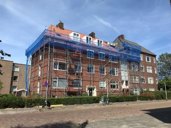 Dakpannen vervangen appartementencomplex in Antwerpen