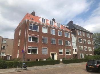 Dakpannen vervangen appartementencomplex in Antwerpen
